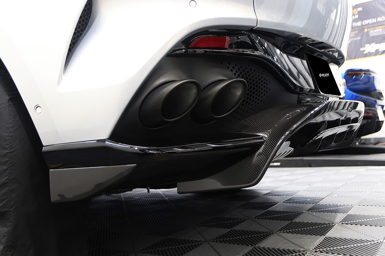 アストンマーチンDBX707 プロテクションフィルム保護 リアーク