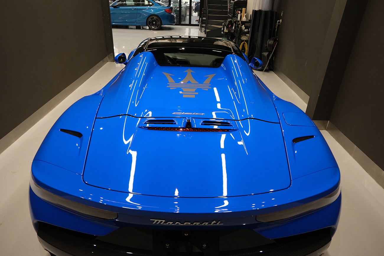 マセラティ MC20 ガラスコーティング セラミックコーティング リアーク