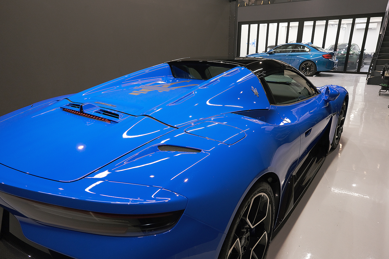 マセラティ MC20 ガラスコーティング セラミックコーティング リアーク