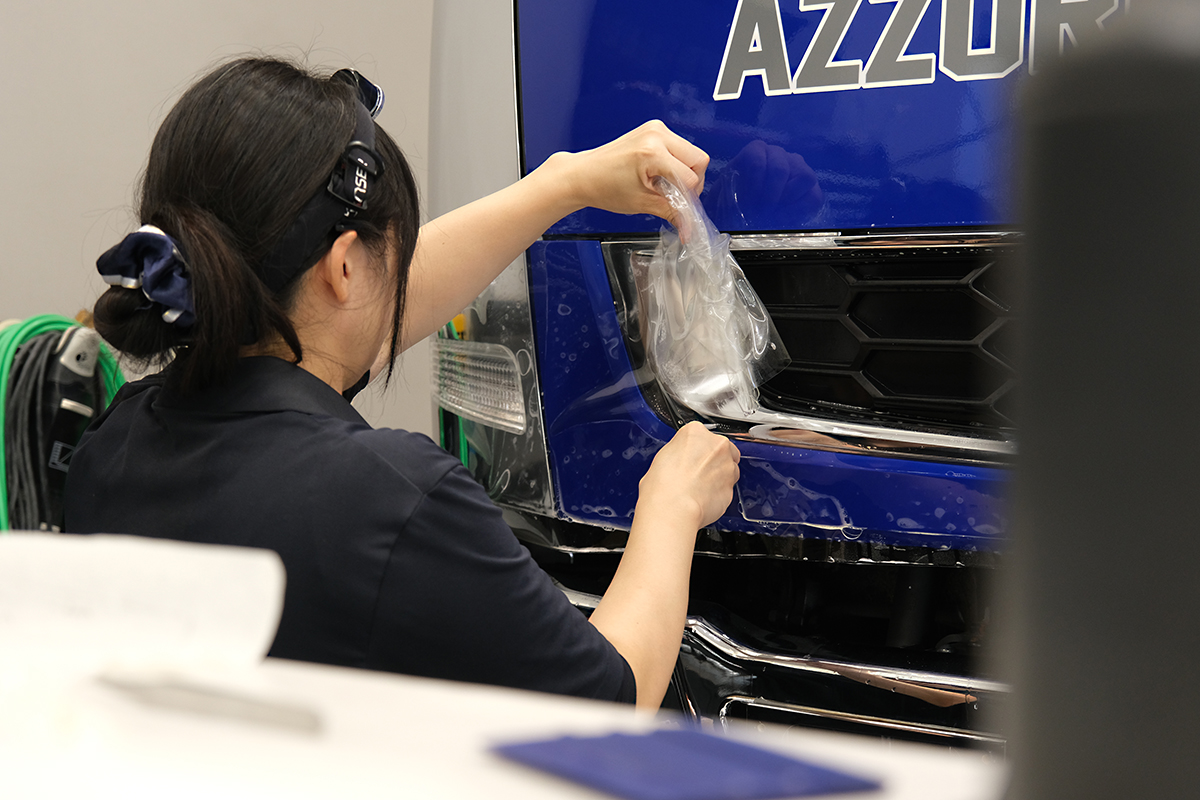 三菱トラック積載車プロテクションフィルム保護施工