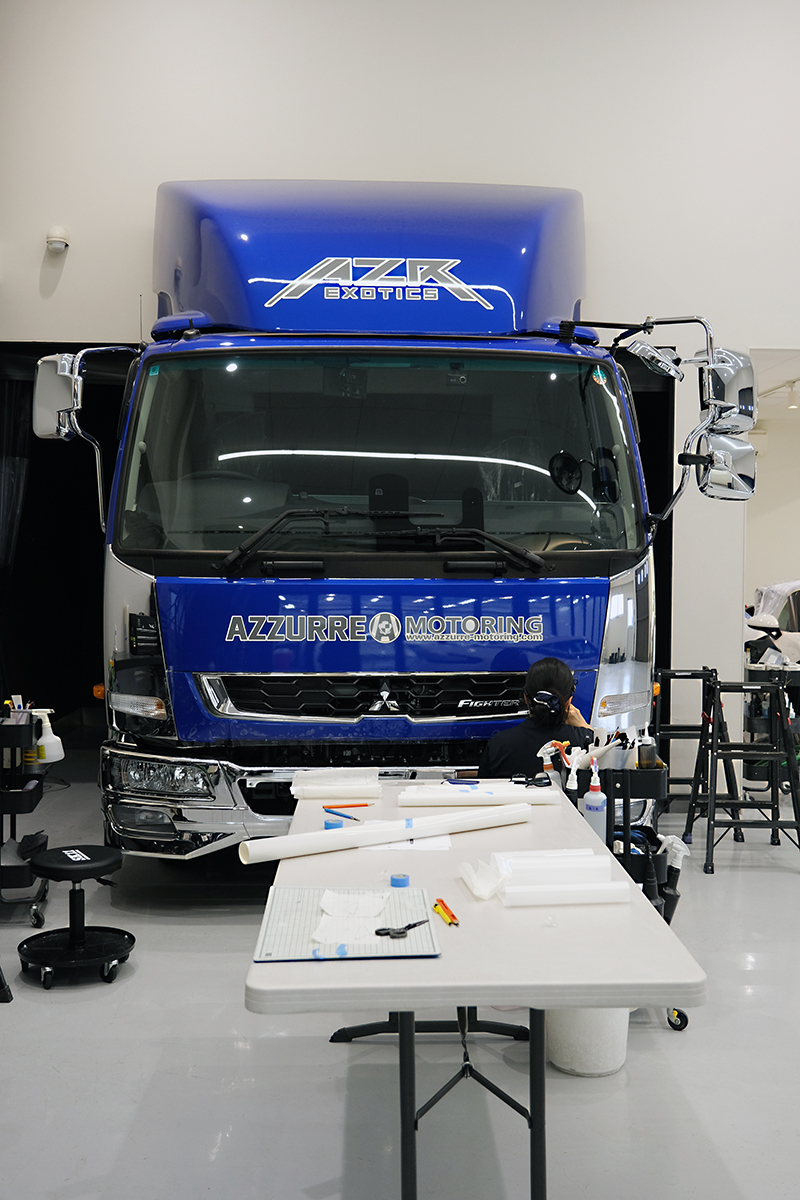三菱積載車プロテクションフィルム施工