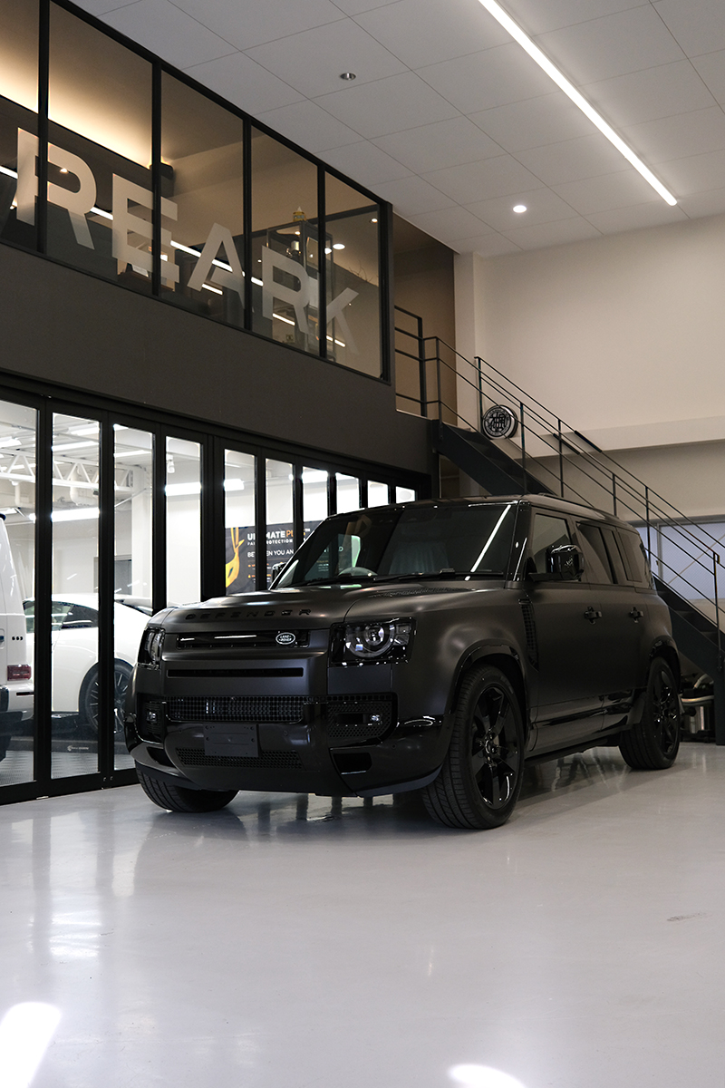 DEFENDER110オプションマットプロテクションフィルム_リアーク施工
