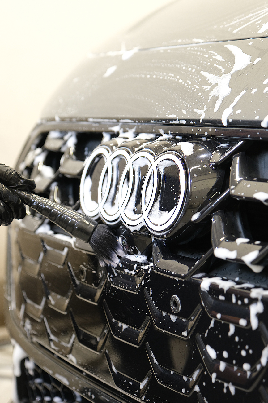 Audi A5 コーティングの流れ_リアーク施工