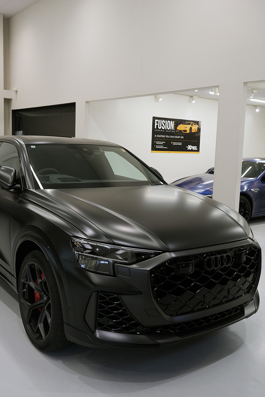 アウディQ8 マットプロテクションフィルム リアーク施工