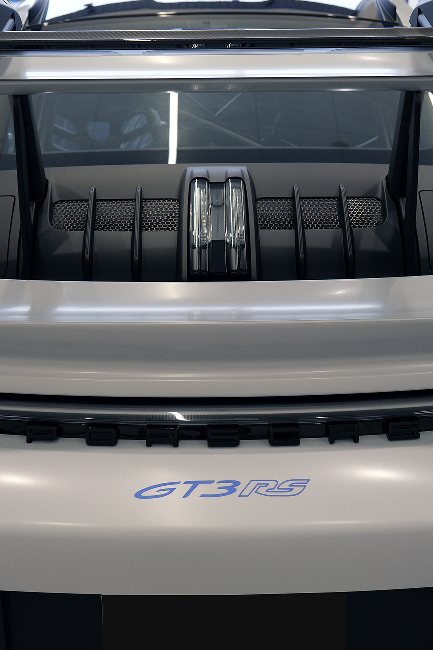 ポルシェ991GT3RSマットプロテクション リアーク施工