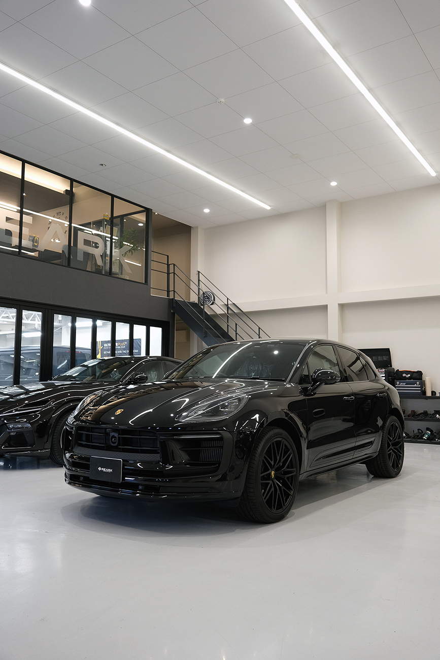 ポルシェ マカンGTS ボディーコーティング リアーク施工