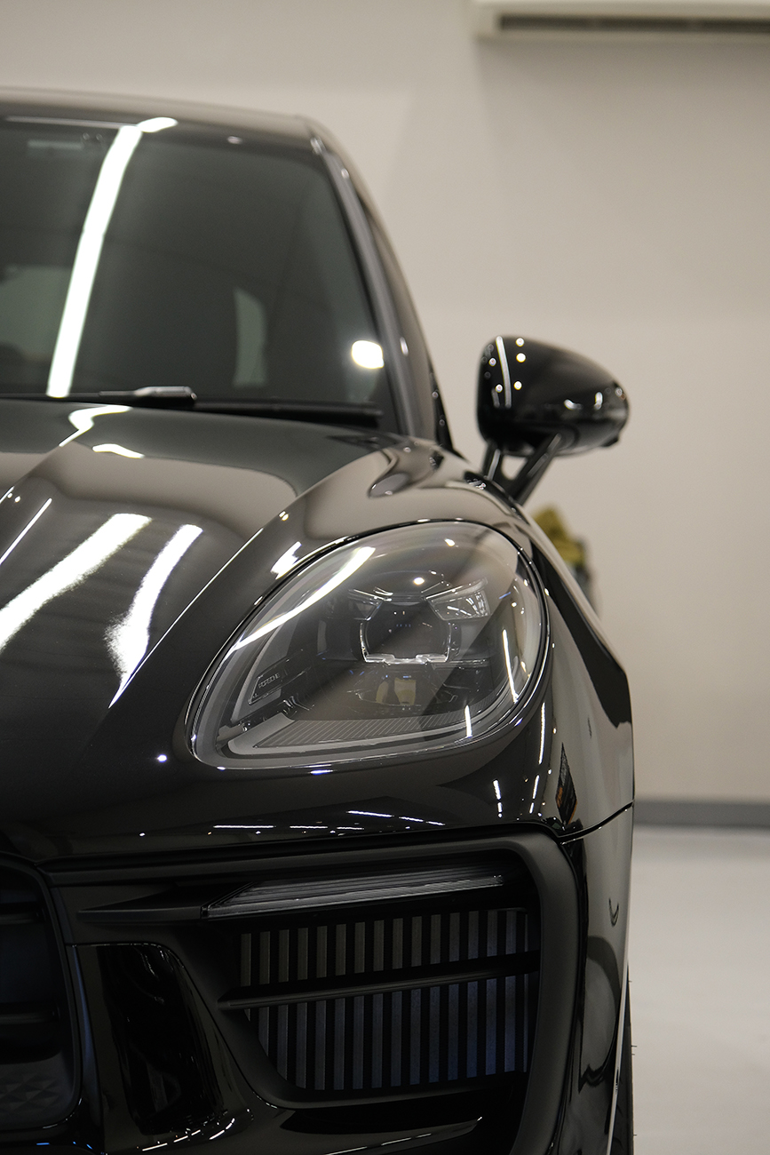 ポルシェ マカンGTS ボディーコーティング リアーク施工