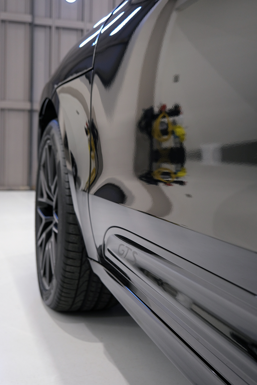 ポルシェ マカンGTS ボディーコーティング リアーク施工