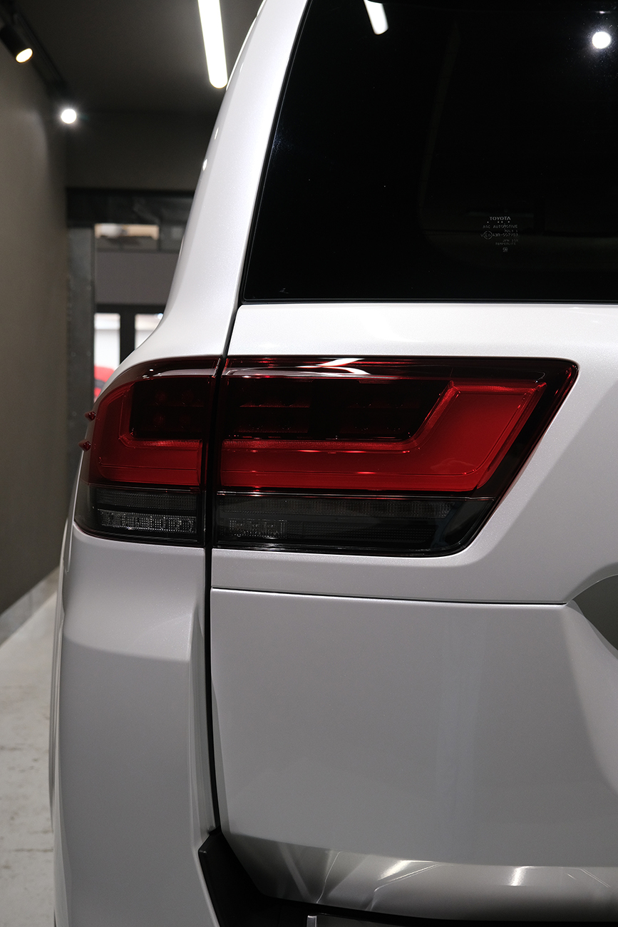 ランクル300 車コーティング リアーク施工