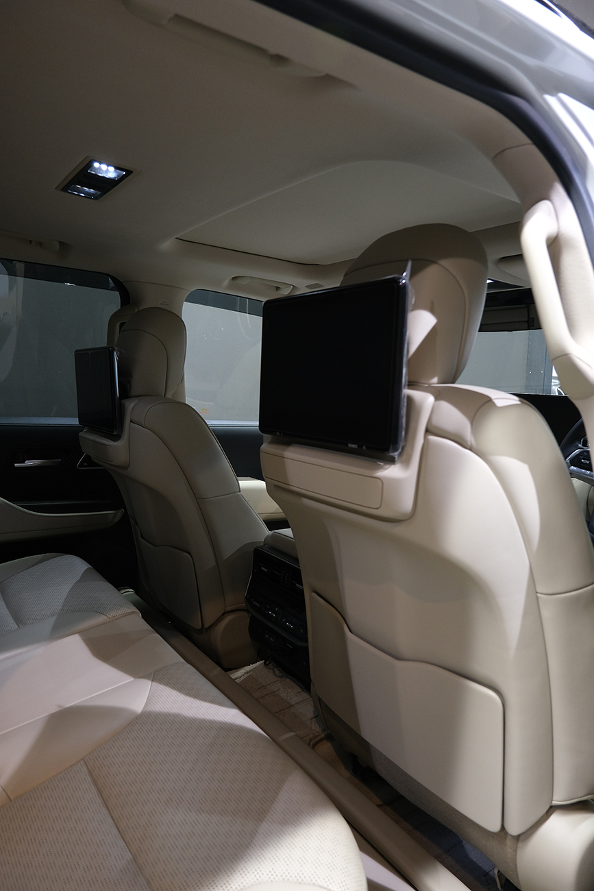 ランクル300 レザーシートコーティング クリーニング リアーク施工