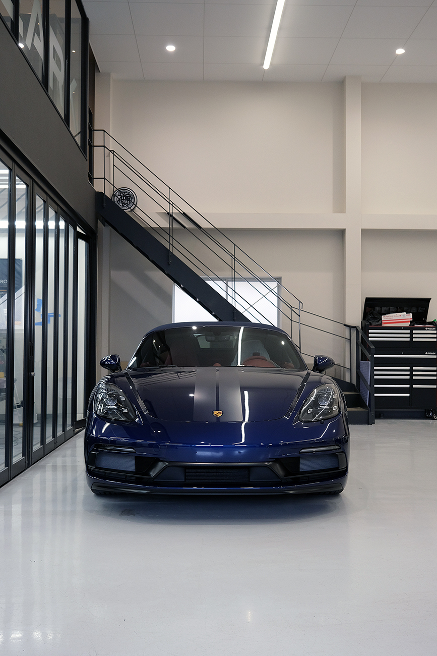 718ボクスター 艶消し マットプロテクションフィルム施工 リアーク