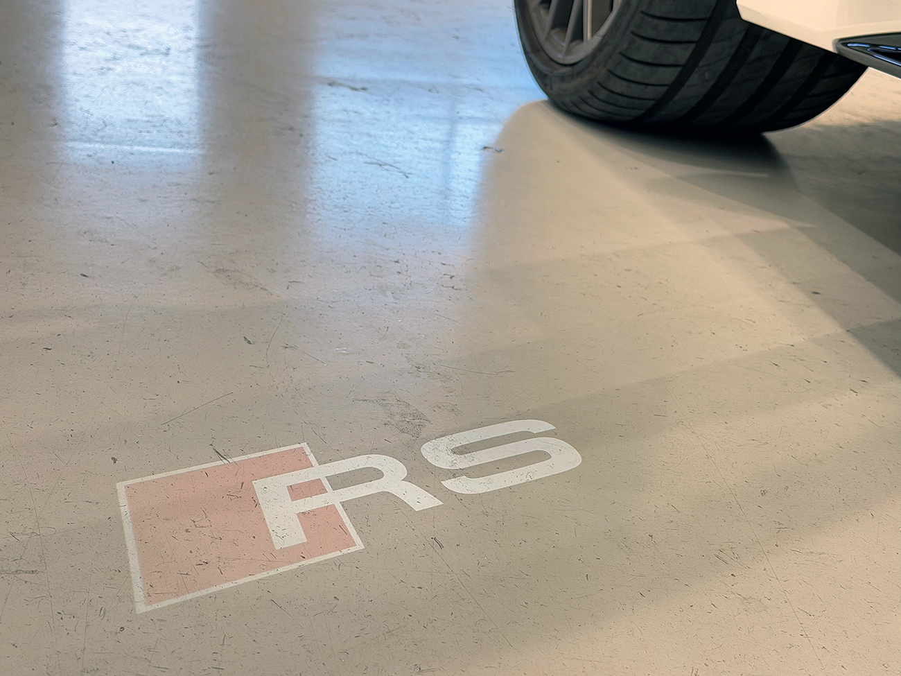 アウディRS3黒ブラック カラープロテクションフィルム