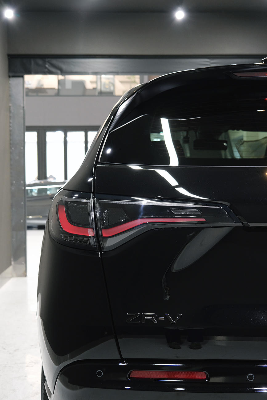 ZRV ボディーコーティング 車 リアーク