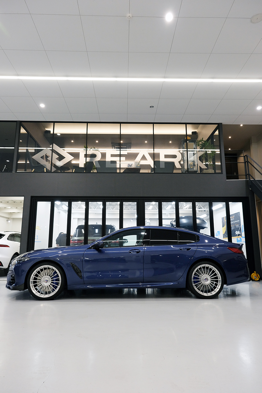BMWアルピナB8 艶ありプロテクションフィルム リアーク