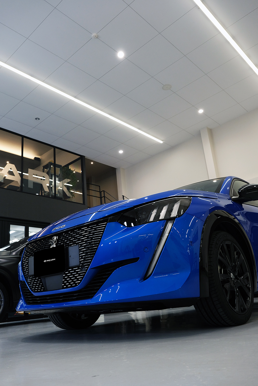 プジョー プロテクションフィルム コーティング リアーク施工