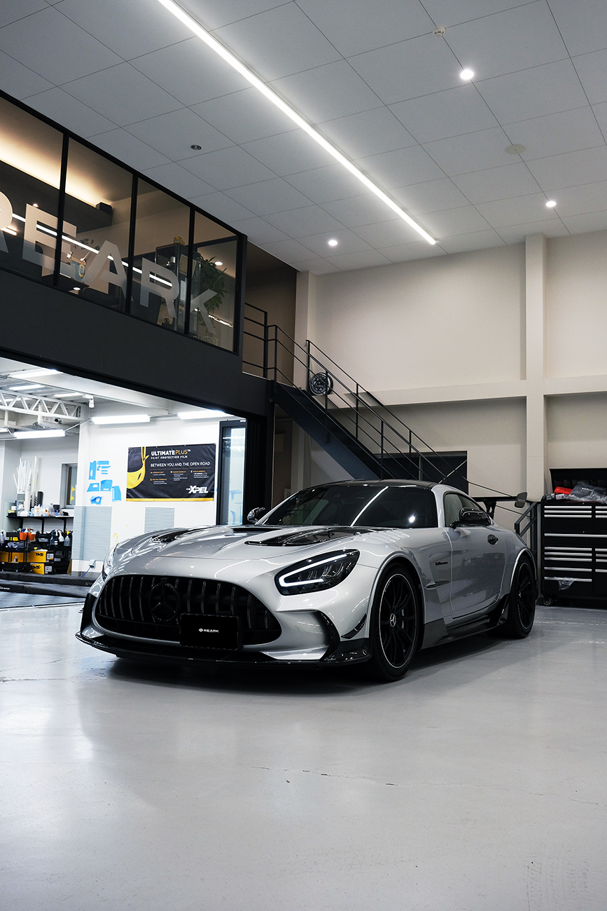 ベンツAMG GT プロテクションフィルム ブラックアウト リアーク