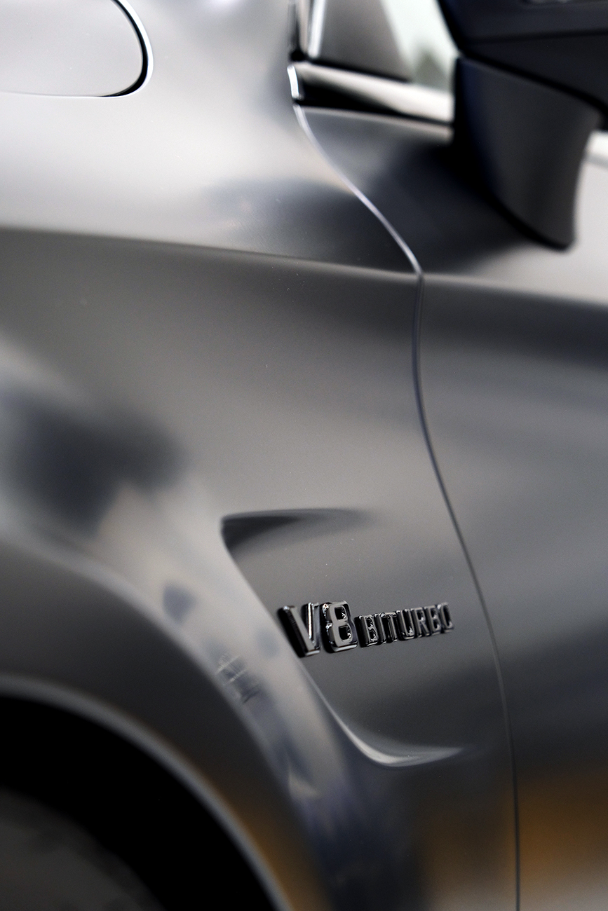 マットプロテクションフィルム 艶消し C63 AMG リアーク施工