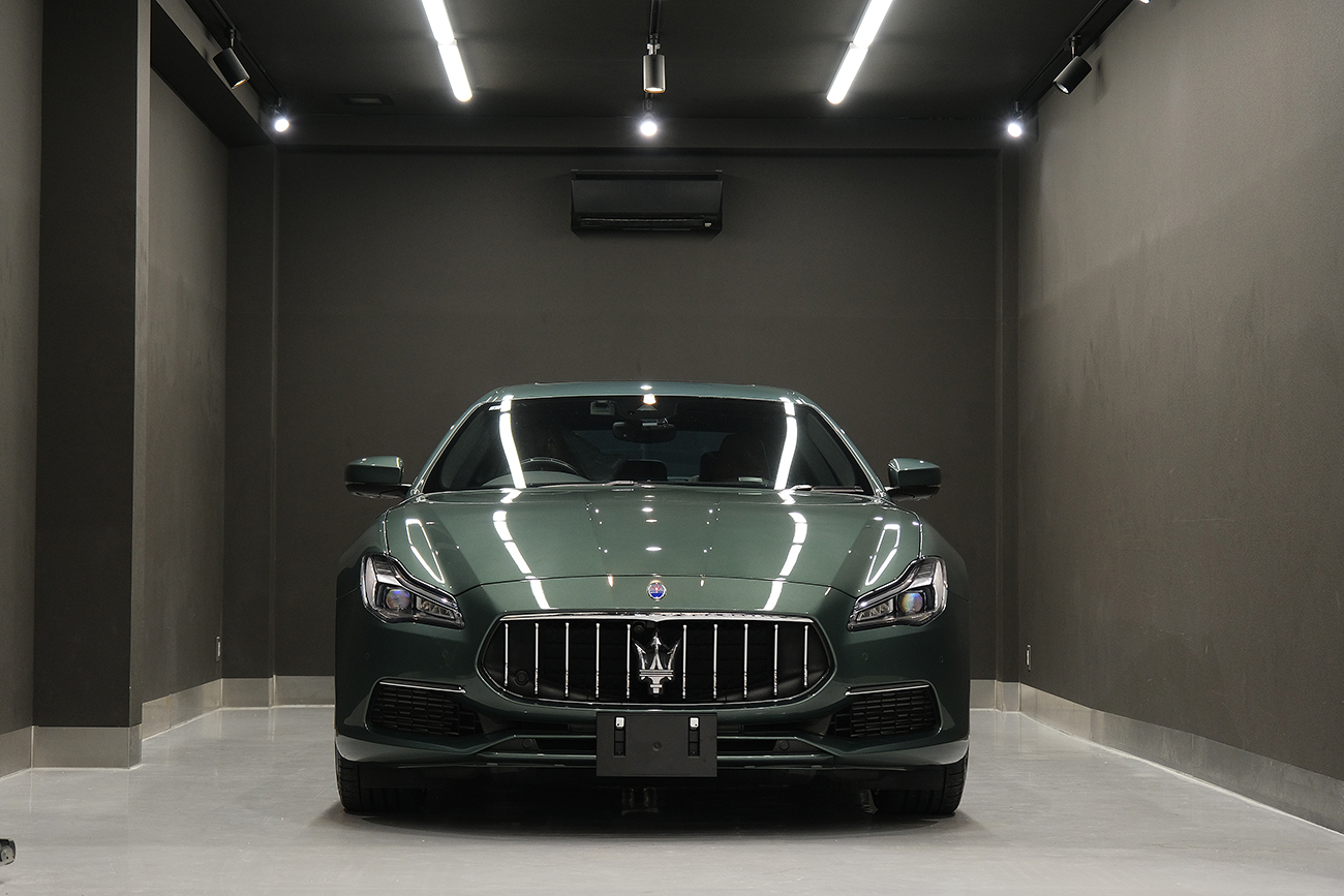Maserati クアトロポルテ ガラスコーティング_リアーク施工実績ブログ