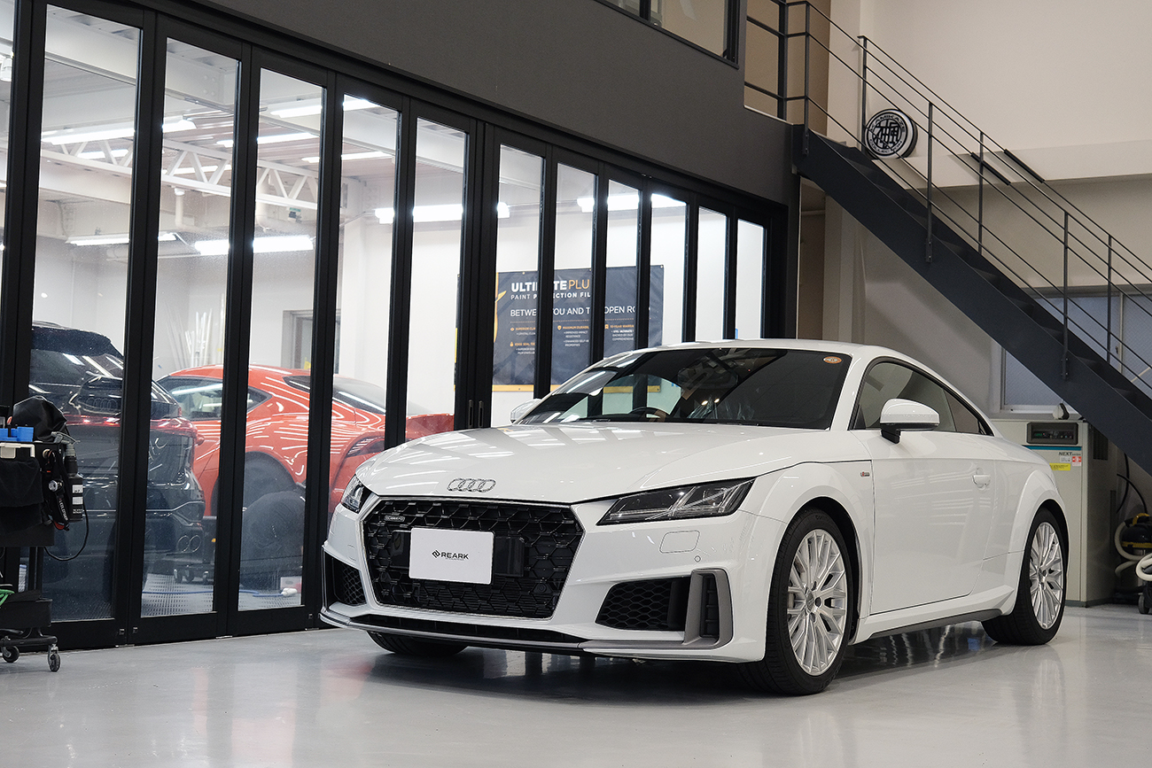 Audi TTヘッドライトプロテクションフィルム_リアーク施工実績ブログ