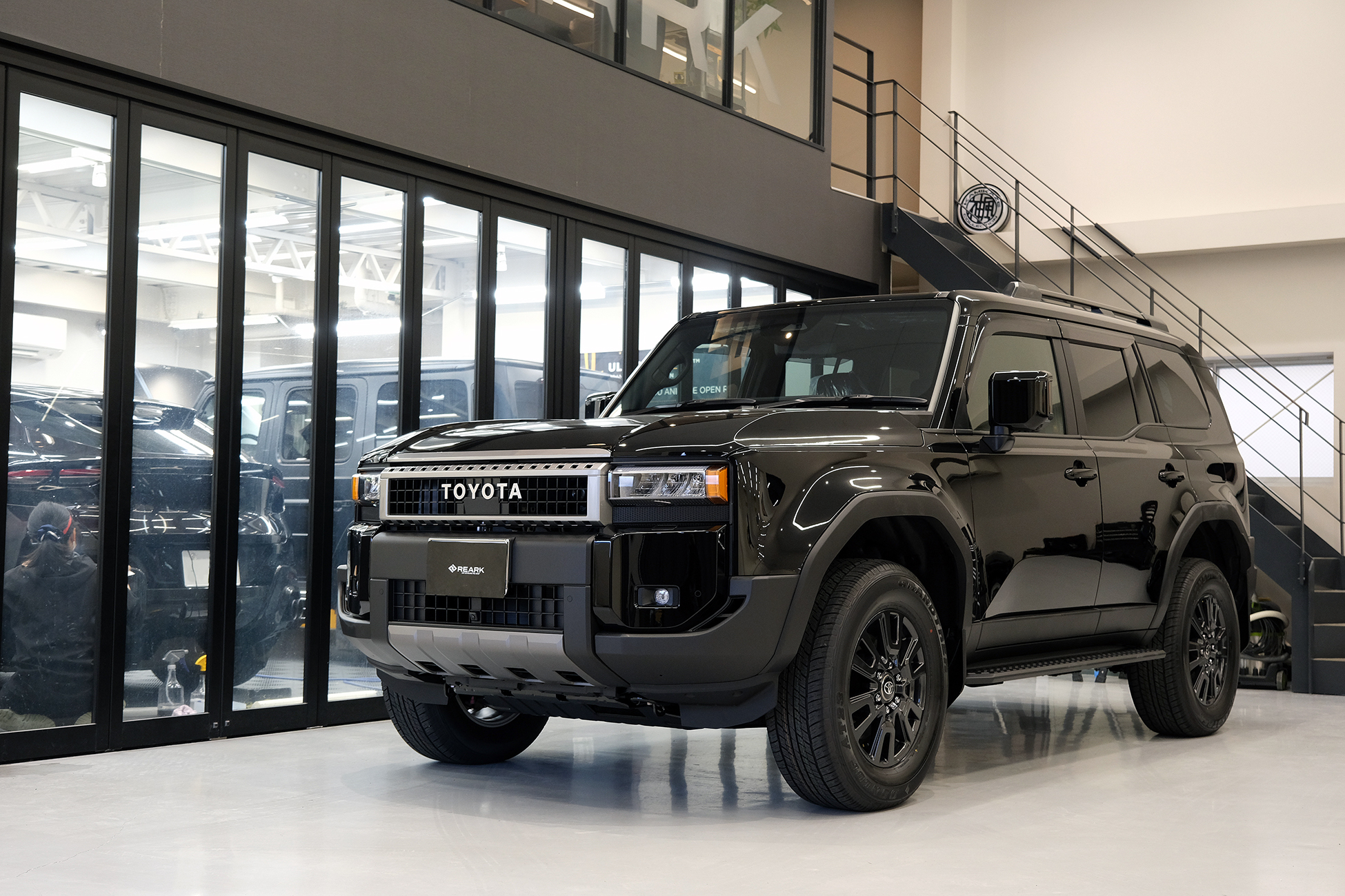 ランドクルーザー250ボディガラスコーティング_リアーク施工実績ブログ