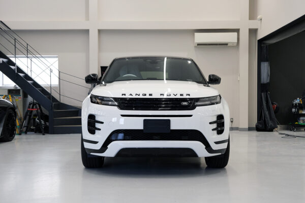 RANGE ROVER EVOQUEラッピングフィルム_REARK(リアーク)施工実績ブログ